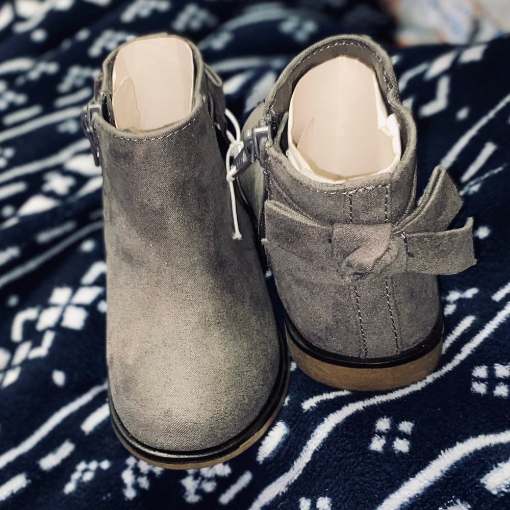Toddler size 4 dress boots